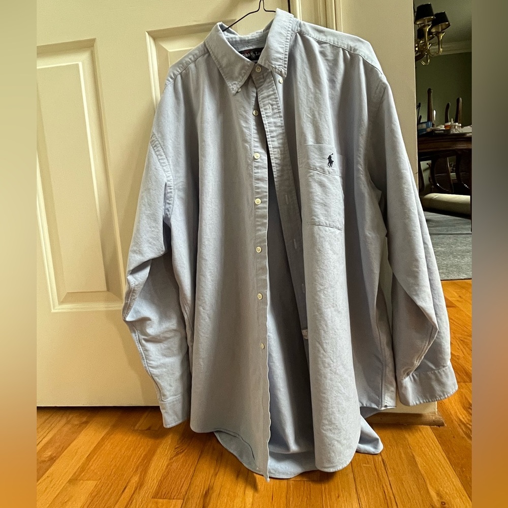Light blue men’s Ralph Lauren polo